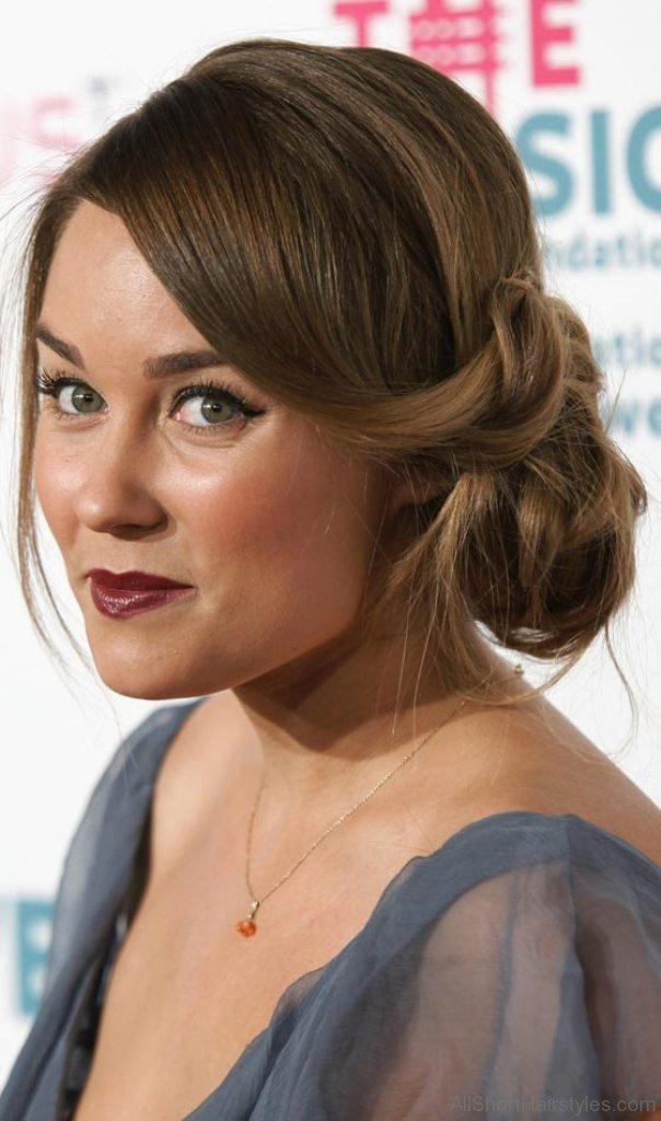 9 Elegant Side Swept Updo Hairstyles For Cute Face