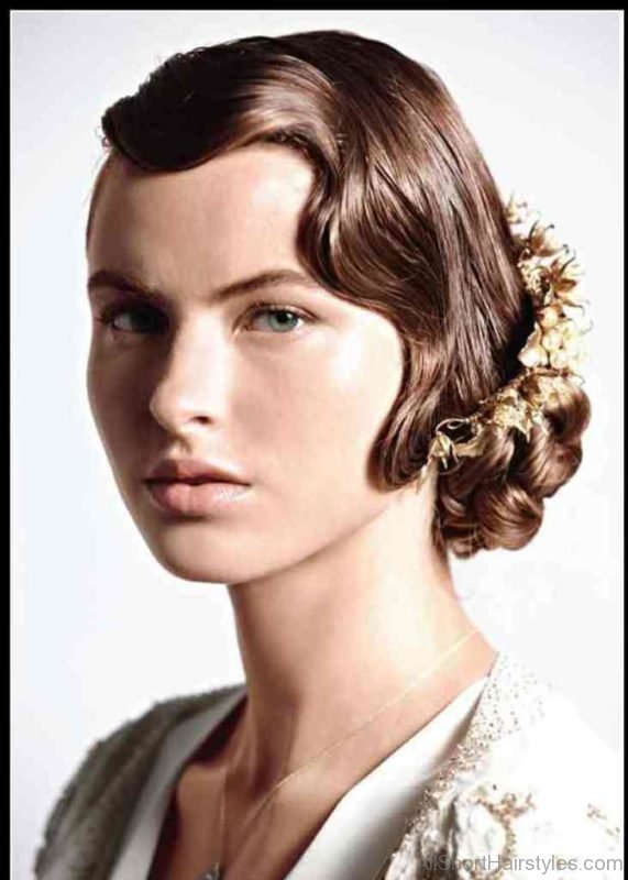 1920 Stylish Updo Hairstyle