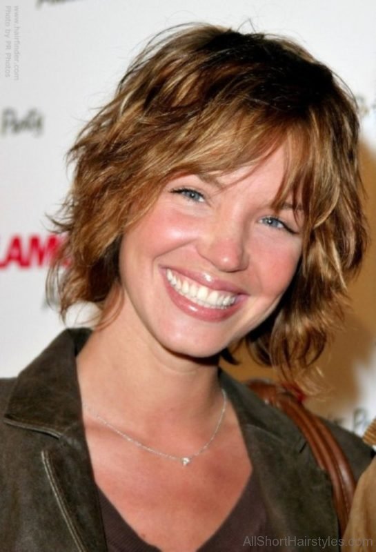 Ashley Scott shag haircut