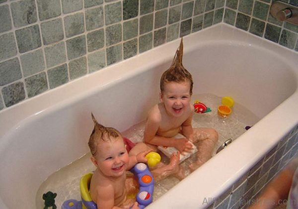 Bathing Baby Boys bb026