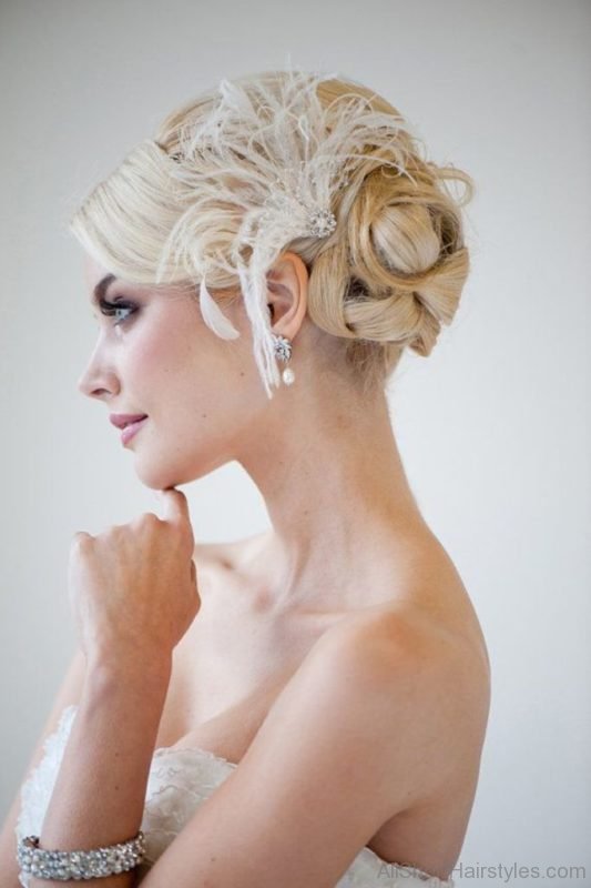 Beautiful Side Updo Hairstyle