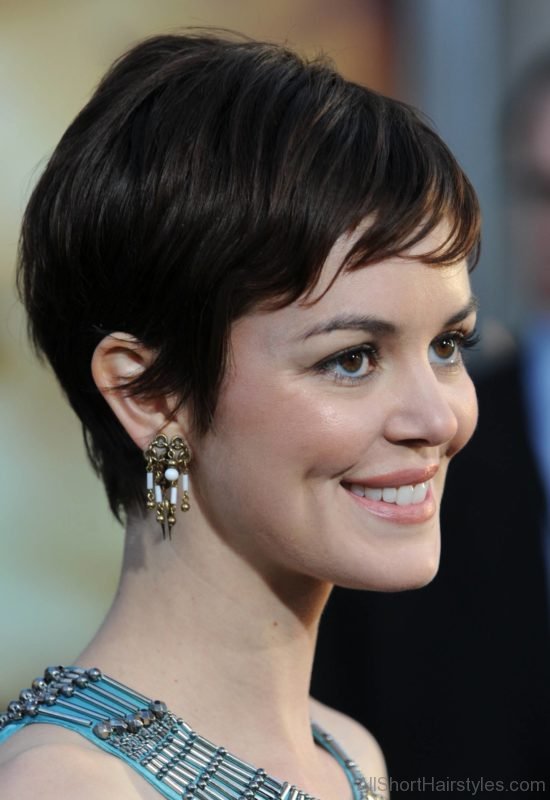 Best Pixie Hairstyle With Short Black Hairs