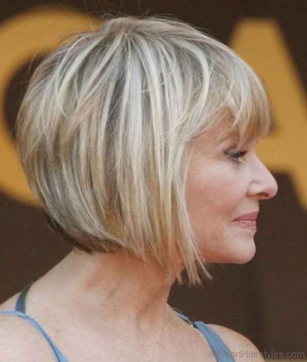 Blonde Bob Haircut With Old Wone