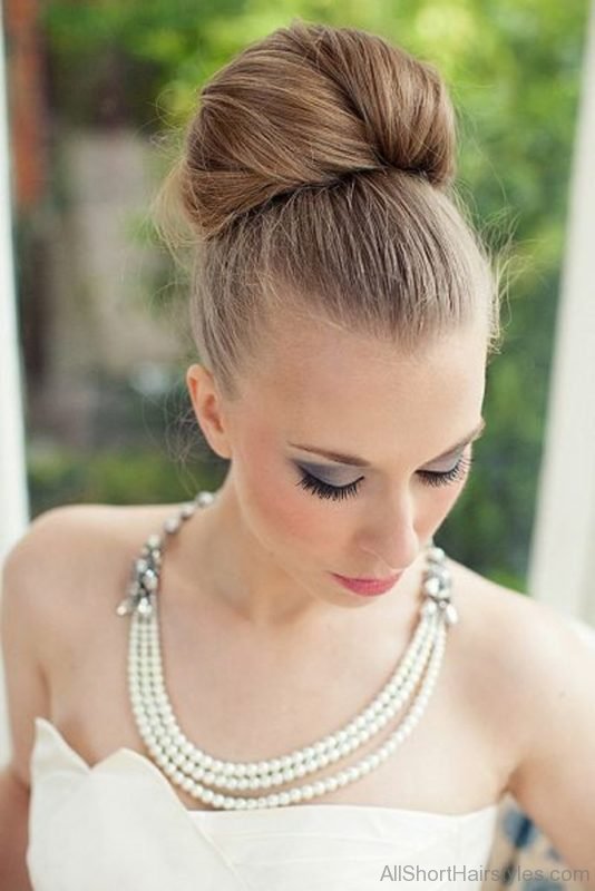 Bun Hairstyle For Girls