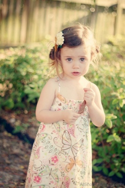 Classic Bun Hairstyle For Baby Girl 