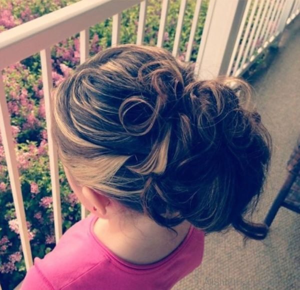 Children Short Bun Hairstyle