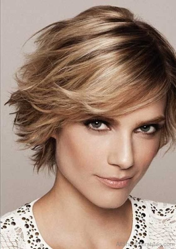 Cute Short Haircut for Heart Face Shape