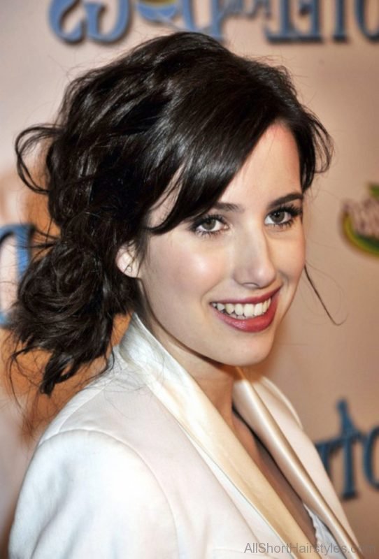 Emma Roberts Cool Hairstyle