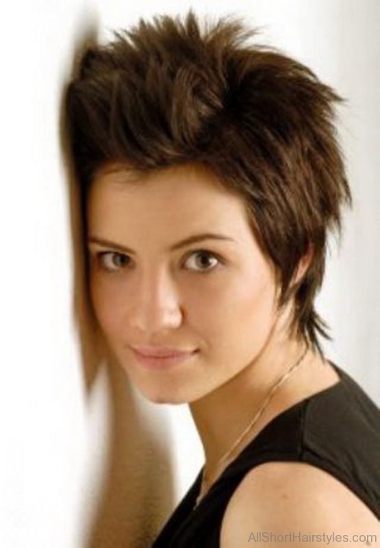 Fashionable Short Spiky Hairstyle