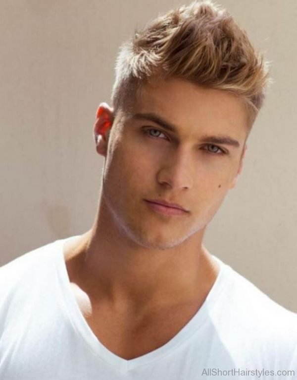 23 Classic Short Hairstyles For Men