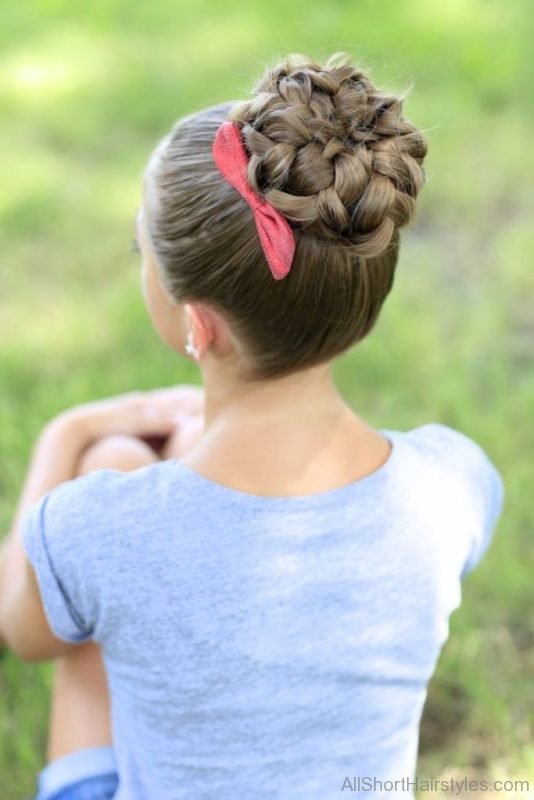 High Bun For Teenage Girls