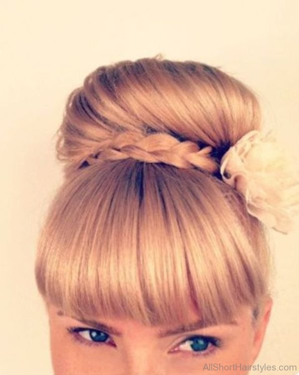 Classy Bun Hairstyle 