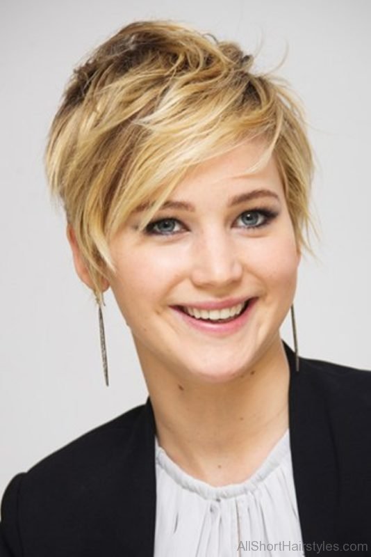 Jennifer Lawrence Pixie Hair 