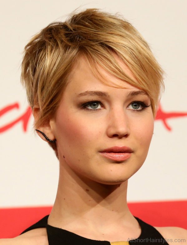 Jennifer Lawrence Pixie Hairstyle