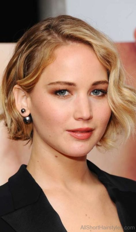 Jennifer Lawrence Short Bob Hairstyle