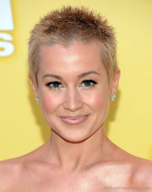 Kellie Picklers Fierce Short Spiky Hairstyle