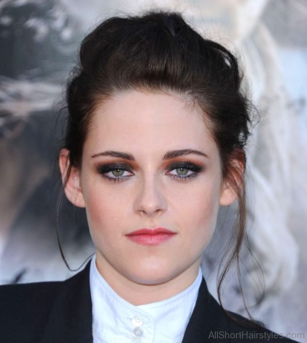 Kristen Stewart Puff Hairstyle