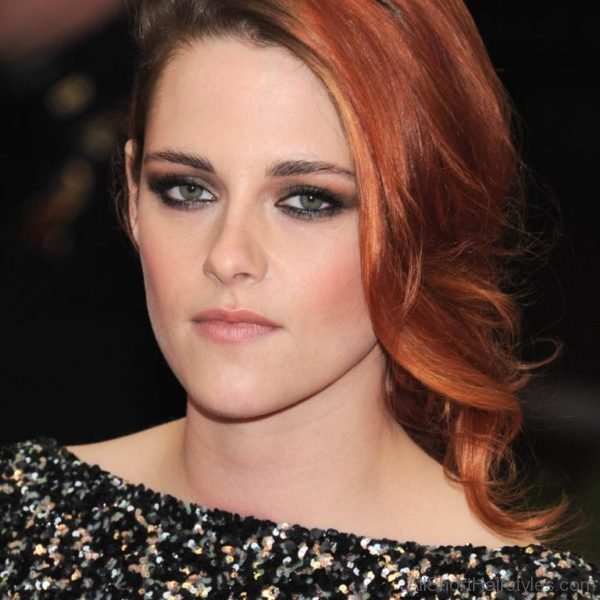 Kristen Stewart Red Chin Length Hair