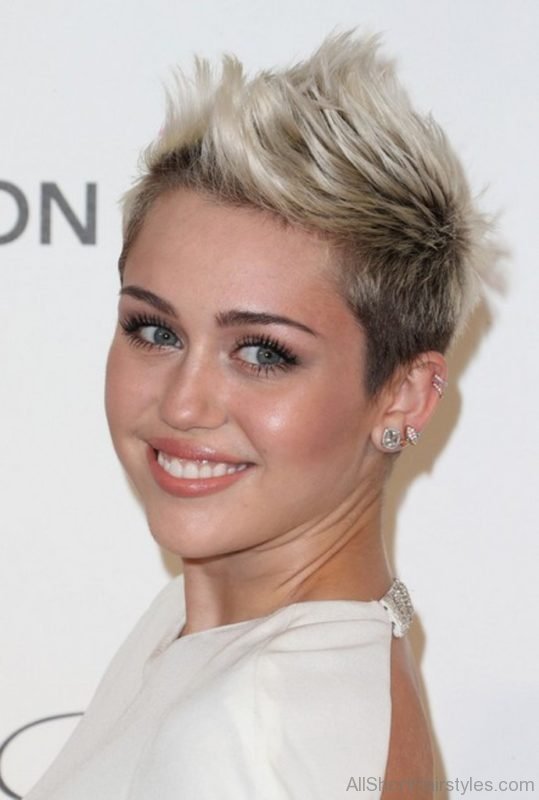 Miley Cyrus Short Spiky Fauxhawk Haircut