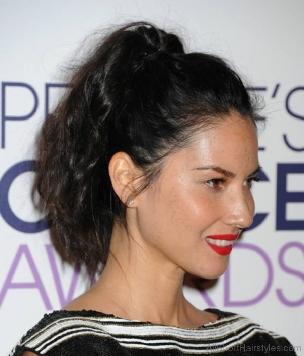 Olivia Munn Ponytail Hairstyle 