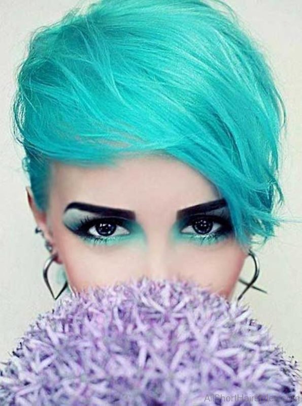 Mind Blowing Pixie Hairstyle 