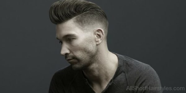 Attractive Undercut Hairstyle