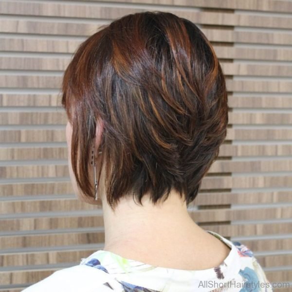 Awesome Short Layered Cut