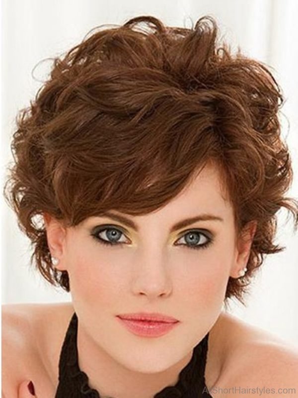 Best Short Curly Hairstyle 
