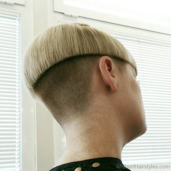 Blunt Blonde Bowl Haircut