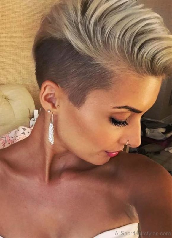 Brilliant Short Undercut Hairstyle