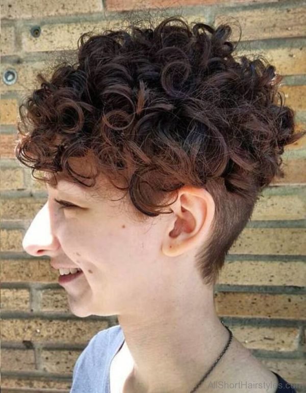 Cool Short Hairstyle 