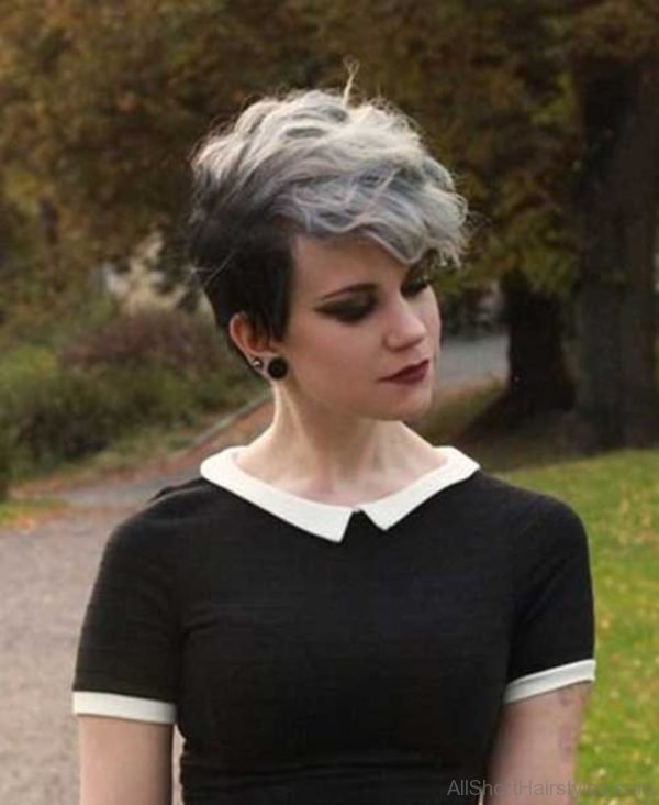 Cute Emo Hairstyle for Short Two Colored Pixie Hair