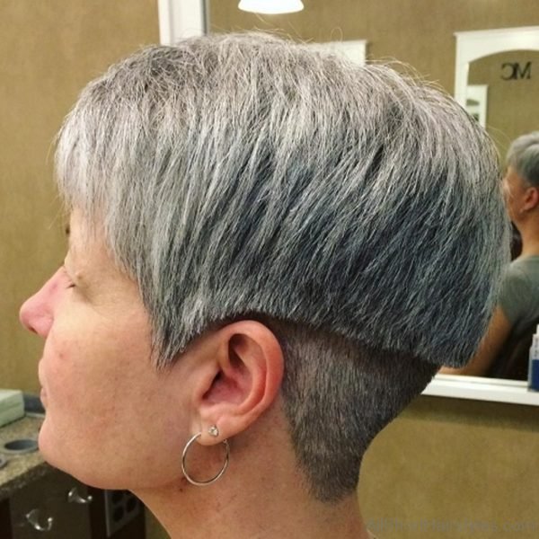 Elegant Short Haircut