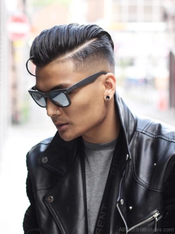 Excellent Short Undercut Hairstyle 