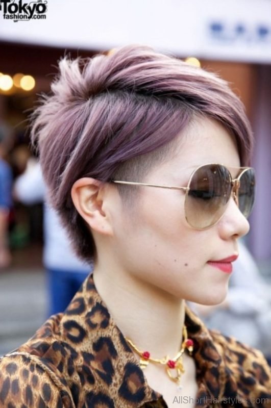 Excellent Short Undercut Hairstyle For Girls