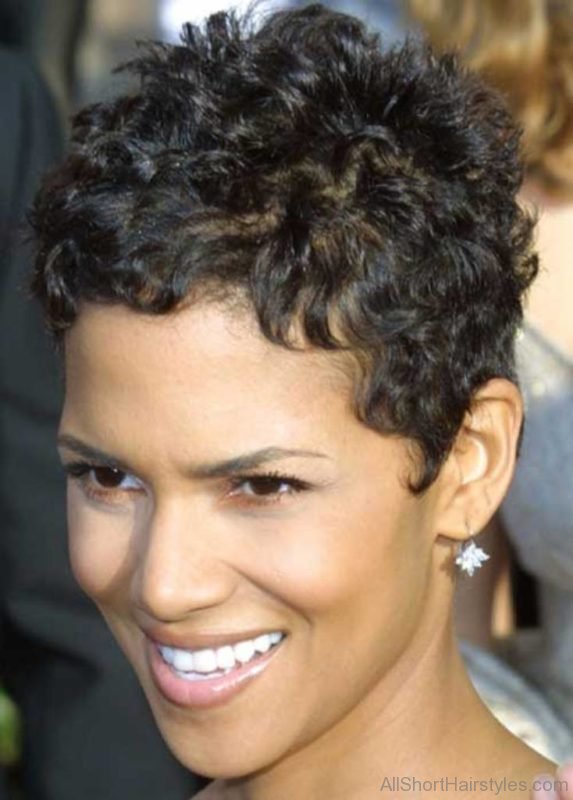 Hairstyles for Short Curly Hair