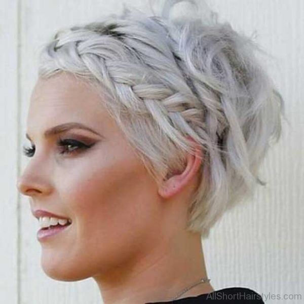 Lovely Braid Short Hairstyle
