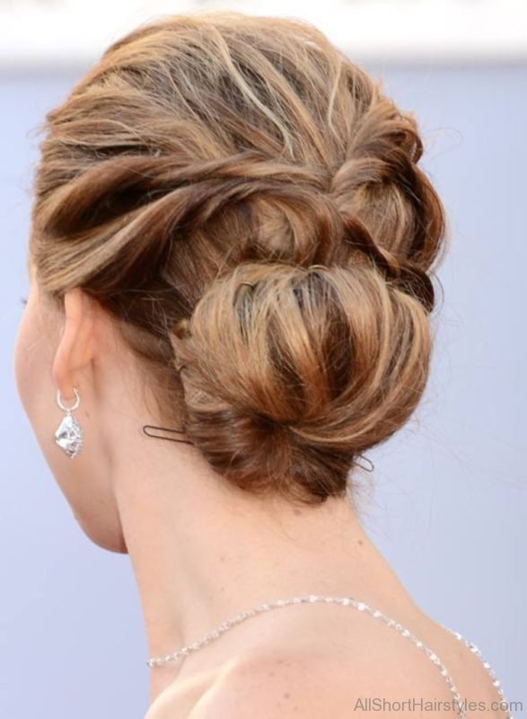 Low Solid Highlighted Updo with Twisted Strands