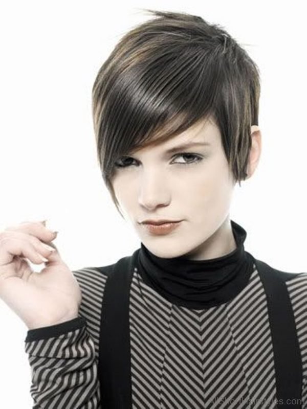 Perfect Short Emo Hairtsyle