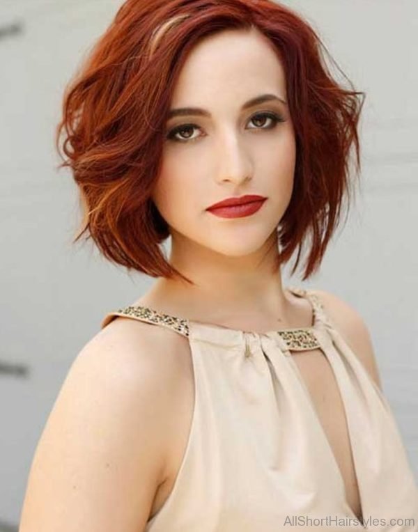 Red Bob Short Wavy Hairstyle