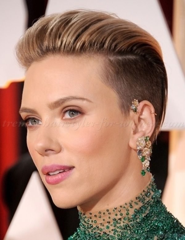 Scarlett Johansson undercut hairstyle