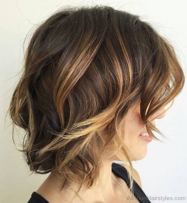 Short Bouncy Curls Hairstyle