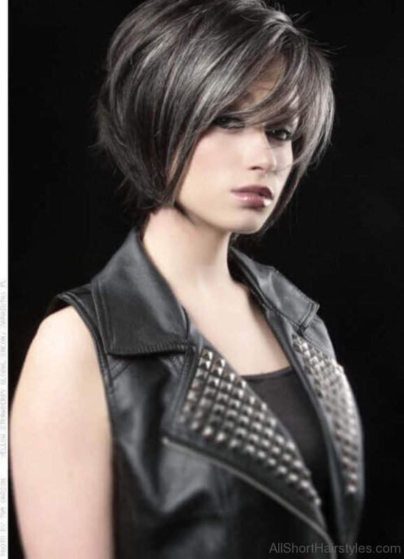 Short Hairstyle with Long Layers and Fringe