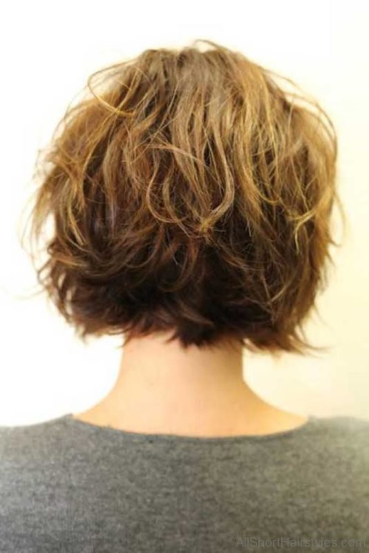 Short Layered Wavy Hair