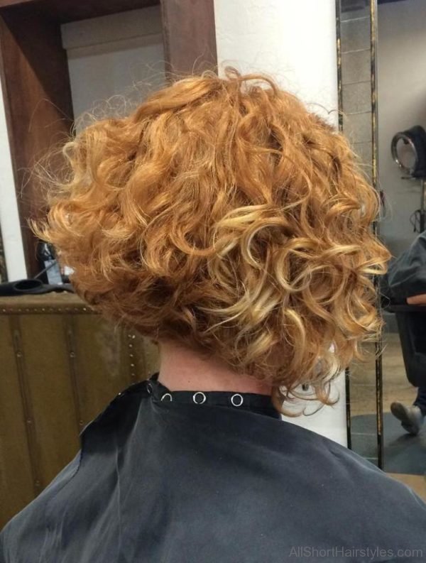 Stacked Curly Bob Hairstyle