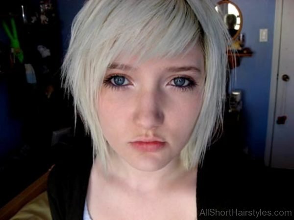 Stunning Short Emo Hairstyle