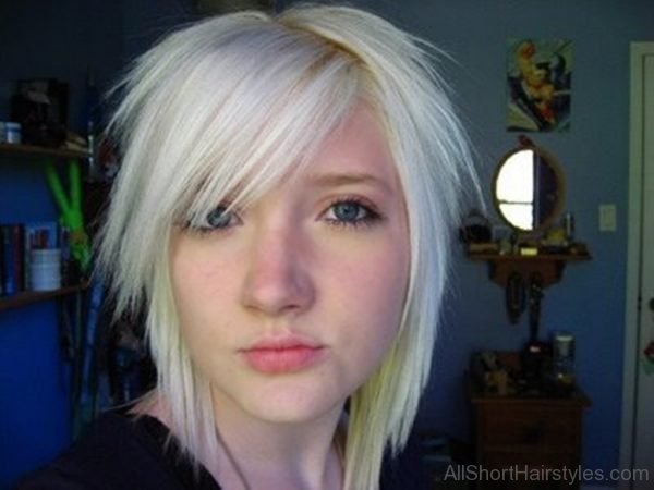 Trendy Short Emo Hairstyle