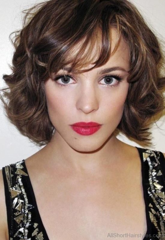 Trendy Short Wavy Hairstyle