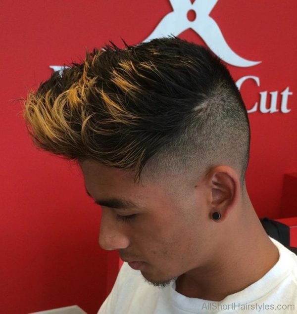 Undercut Pomp with Frosted Tips