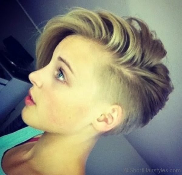 Undercut womens short haircut